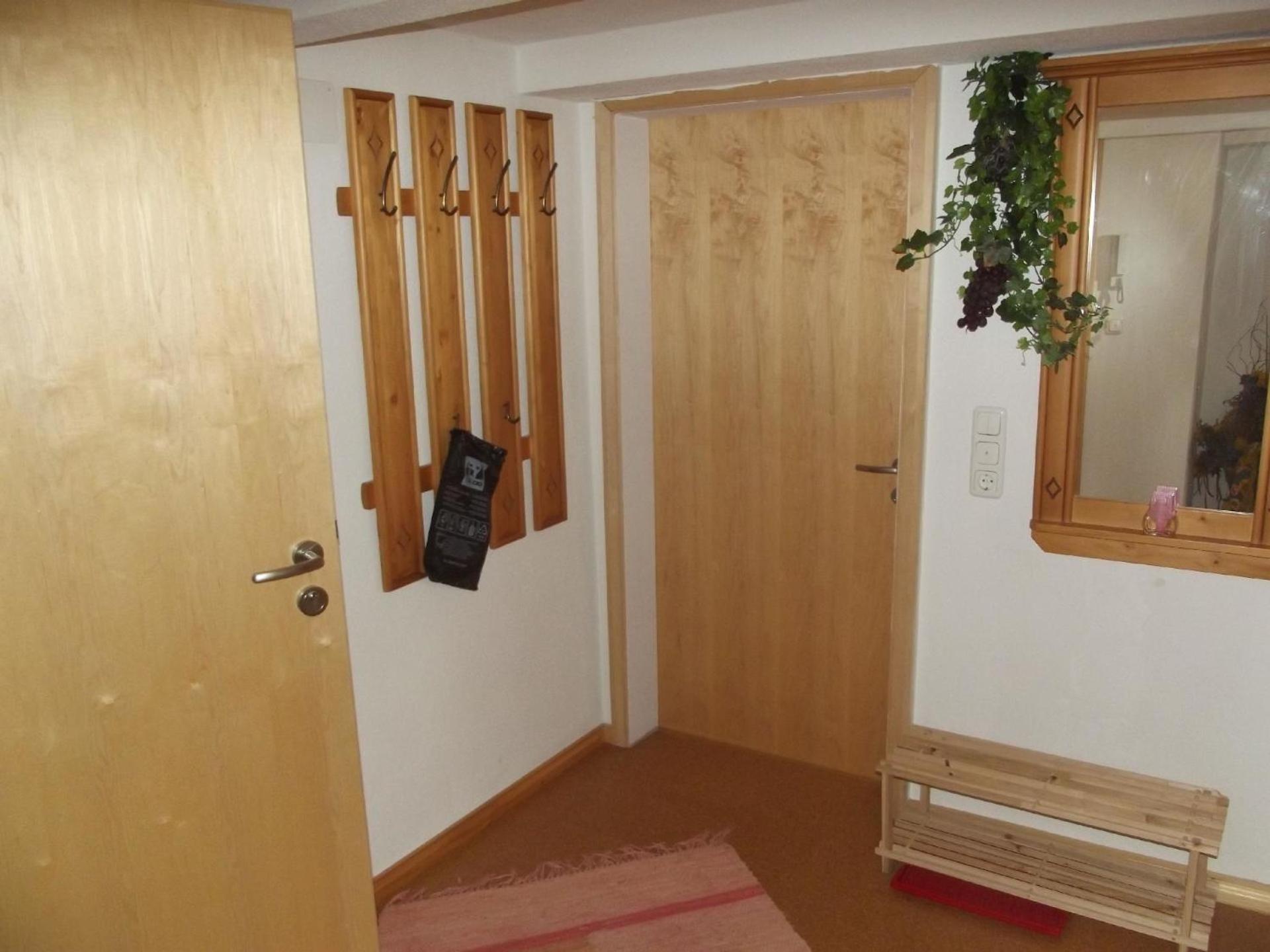 Gemuetliche Ferienwohnung In Urigem Bauernhaus 프론텐 외부 사진