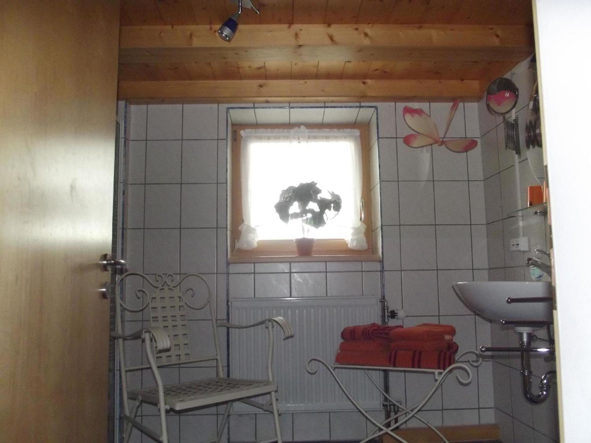 Gemuetliche Ferienwohnung In Urigem Bauernhaus 프론텐 외부 사진