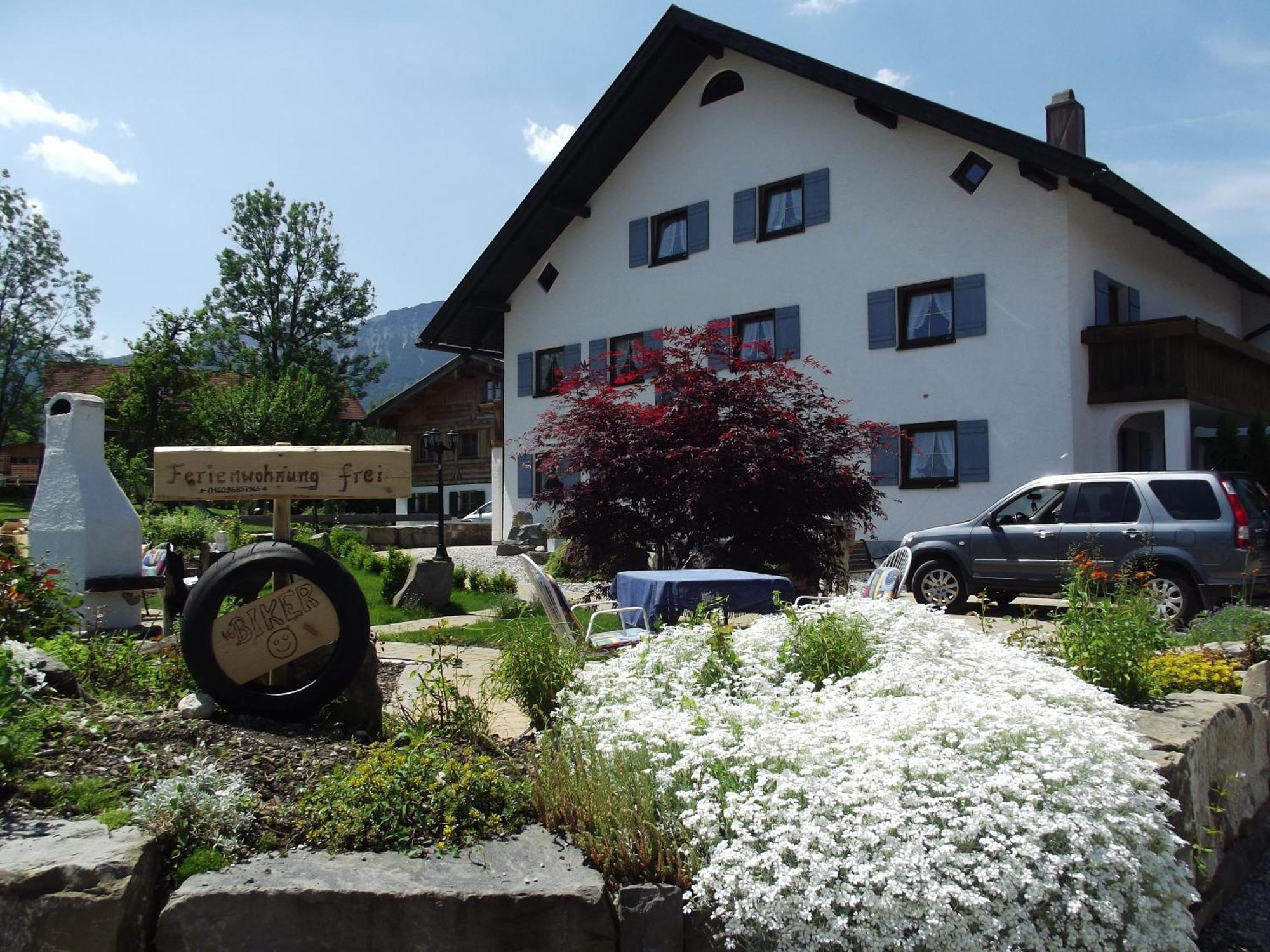 Gemuetliche Ferienwohnung In Urigem Bauernhaus 프론텐 외부 사진